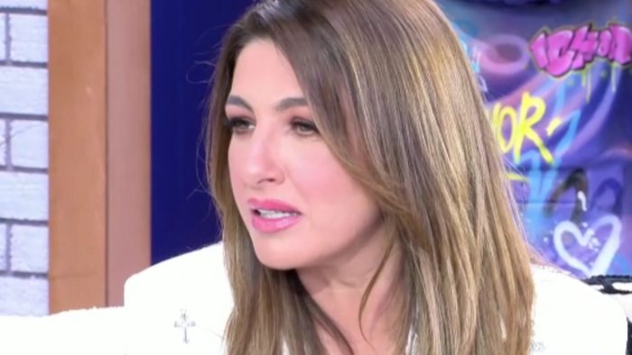 Έλενα Παπαρίζου