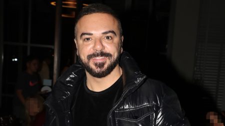 Τριαντάφυλλος