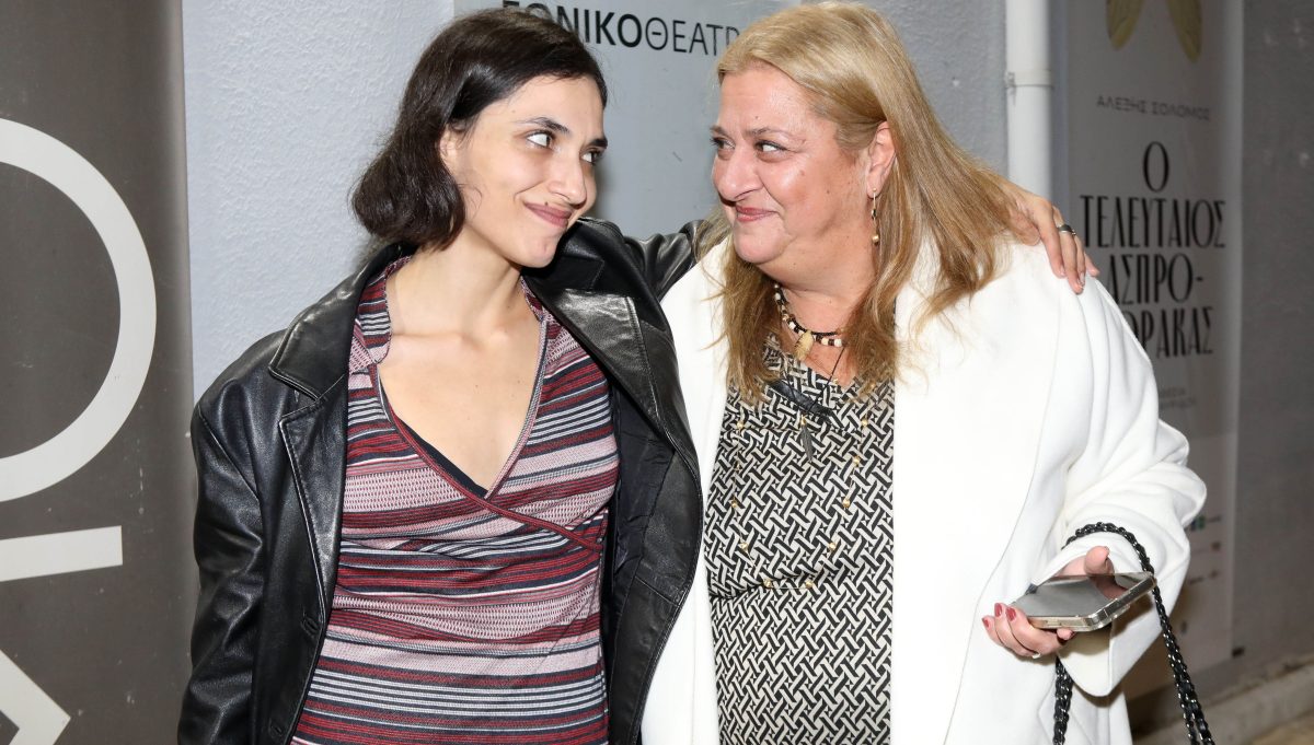 Μαρία Χάνου, Ελισάβετ Κωνσταντινίδου