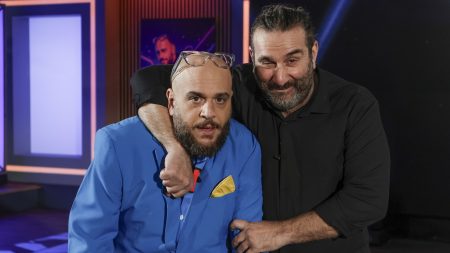 Στην αγκαλιά του Φάνη