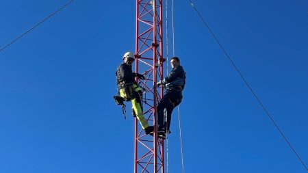 Αυτοψία: Δουλεύοντας στα 150 μέτρα ύψος