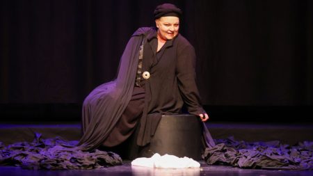 Φωτεινή Μπαξεβάνη