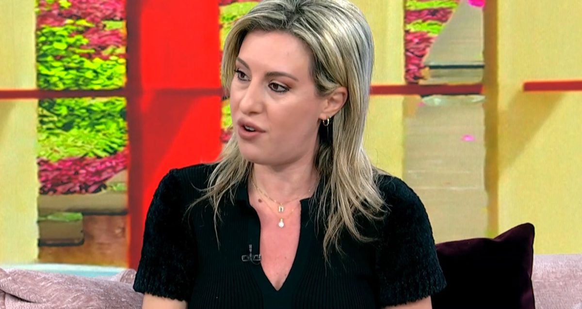 Πόπη Δομάζου