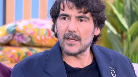 Αντώνης Καρυστινός