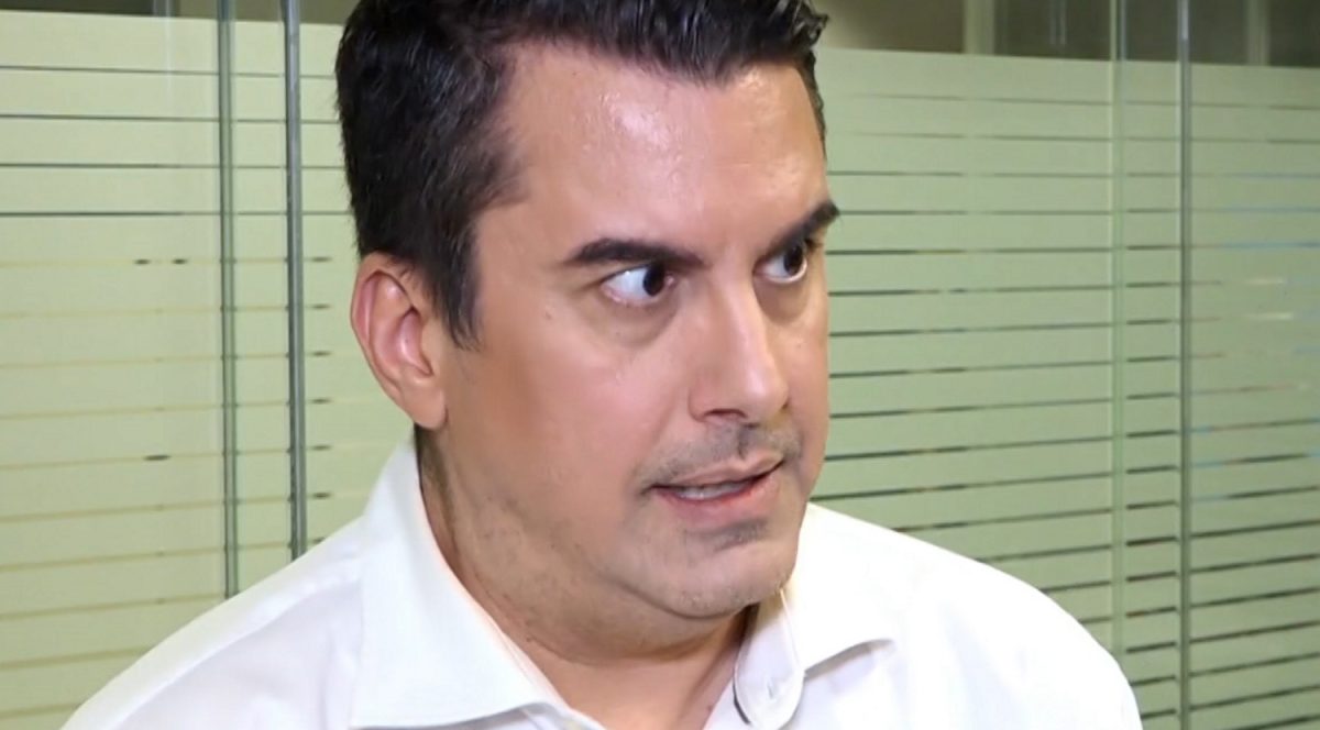 Πάνος Κατσαρίδης