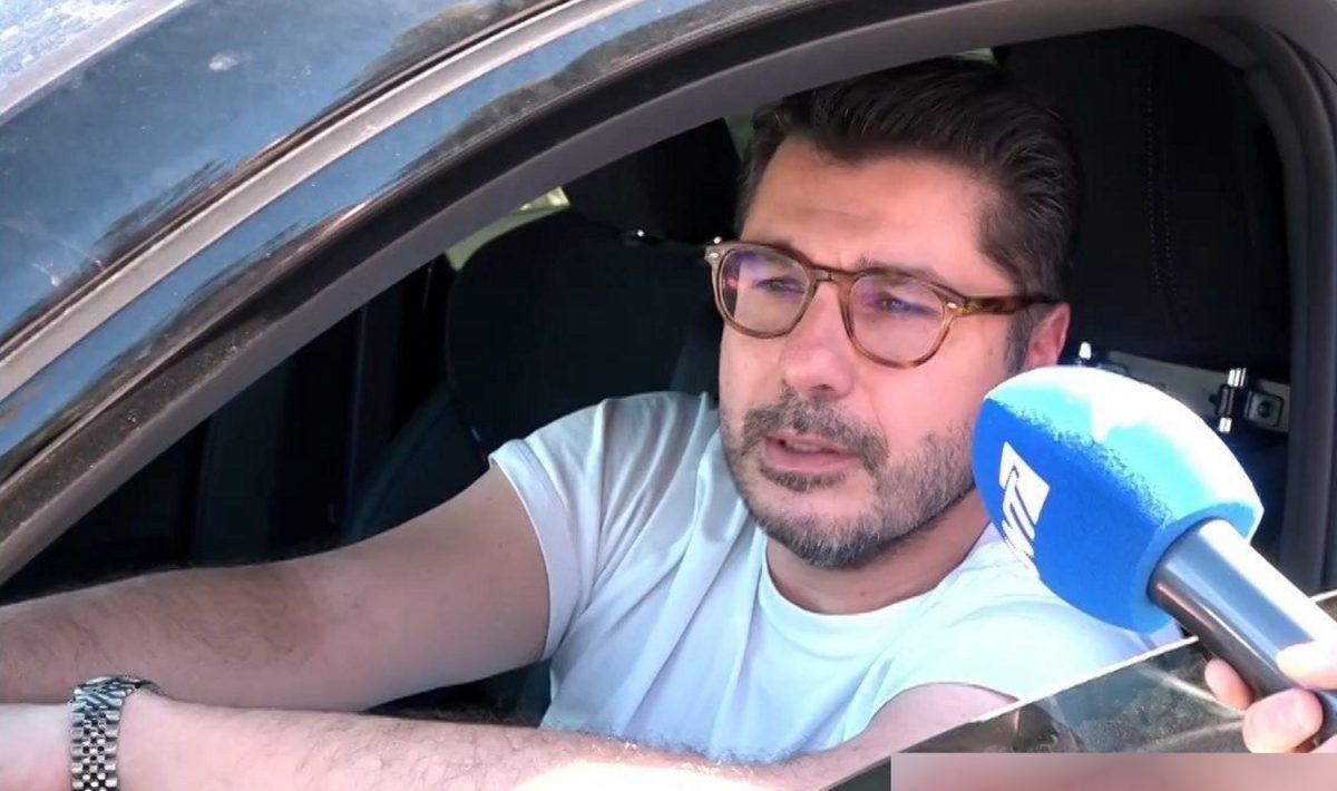 Λάμπρος Κωνσταντάρας