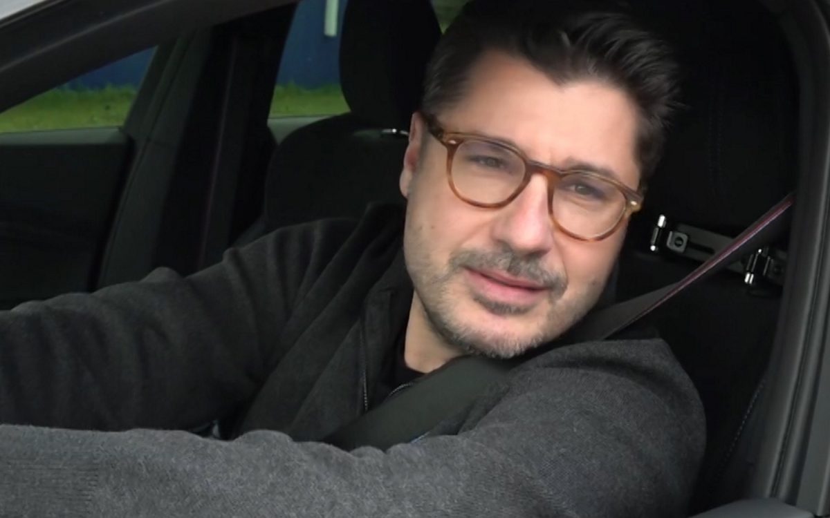 Λάμπρος Κωνσταντάρας