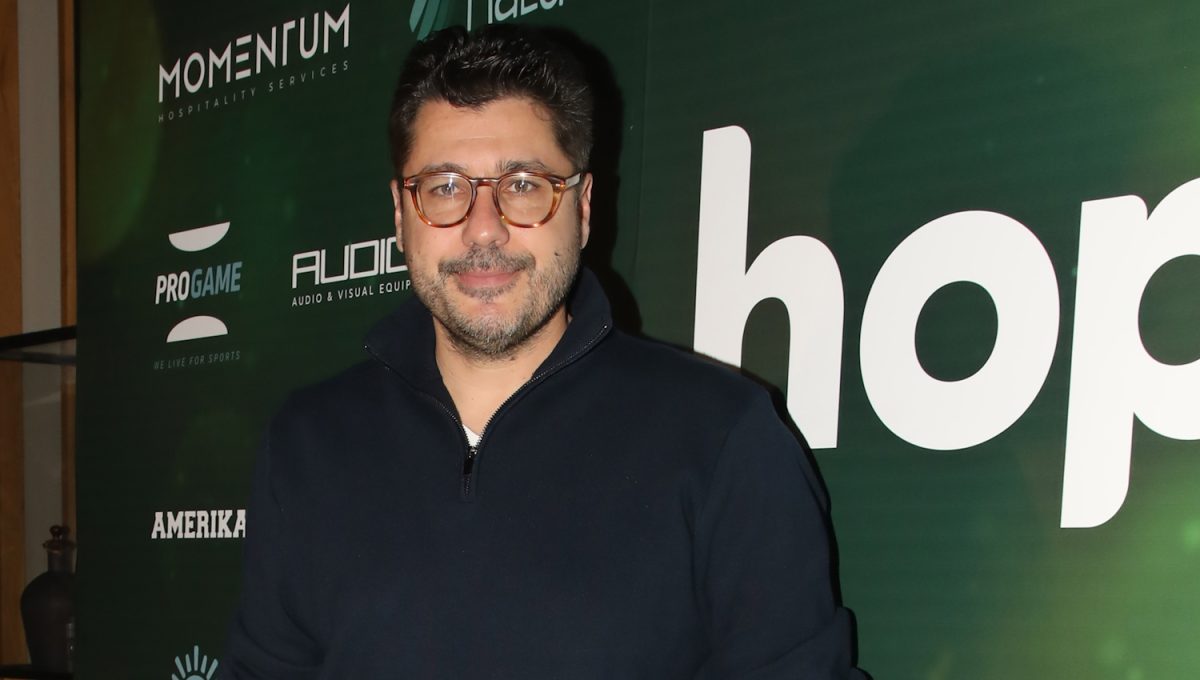 Λάμπρος Κωνσταντάρας