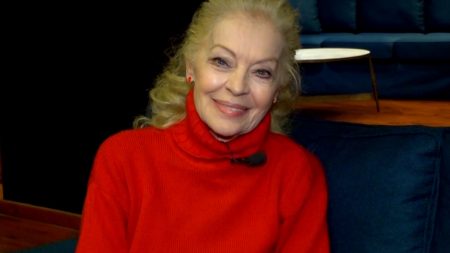 Μαρία Αλιφέρη