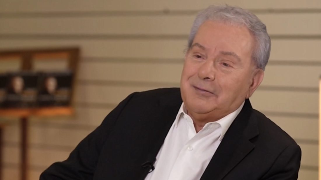 Μανώλης Μητσιάς