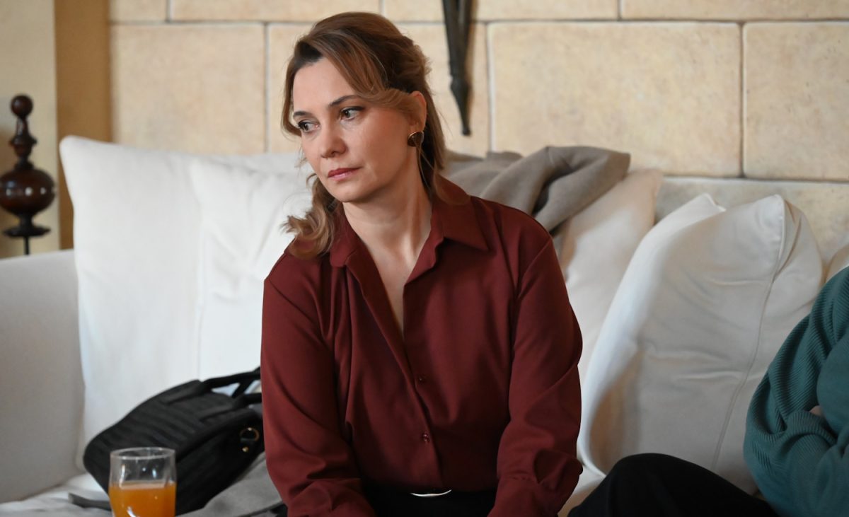 Να μ' αγαπάς