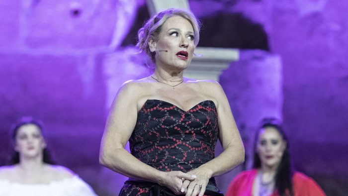 Μαριάννα Τουμασάτου