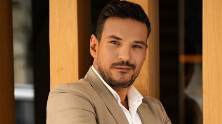 Κώστας Τσουρός