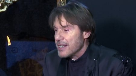 Στράτος Τζώρτζογλου