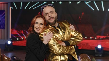 Στην αγκαλιά του Φάνη