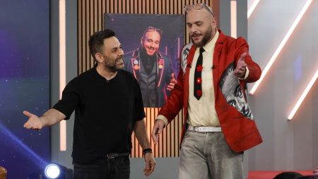 Στην αγκαλιά του Φάνη