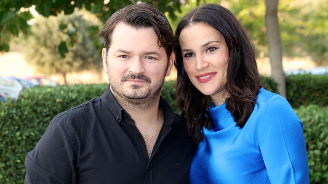 Ιωάννης Απέργης: «Ψάχνομαι συνέχεια για τον ρόλο του πατέρα, ένιωθα μήπως δεν έχω τα φόντα να περάσω σωστές βάσεις στα παιδία μου»