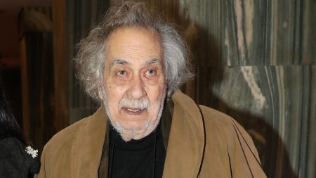 Κώστας Αρζόγλου