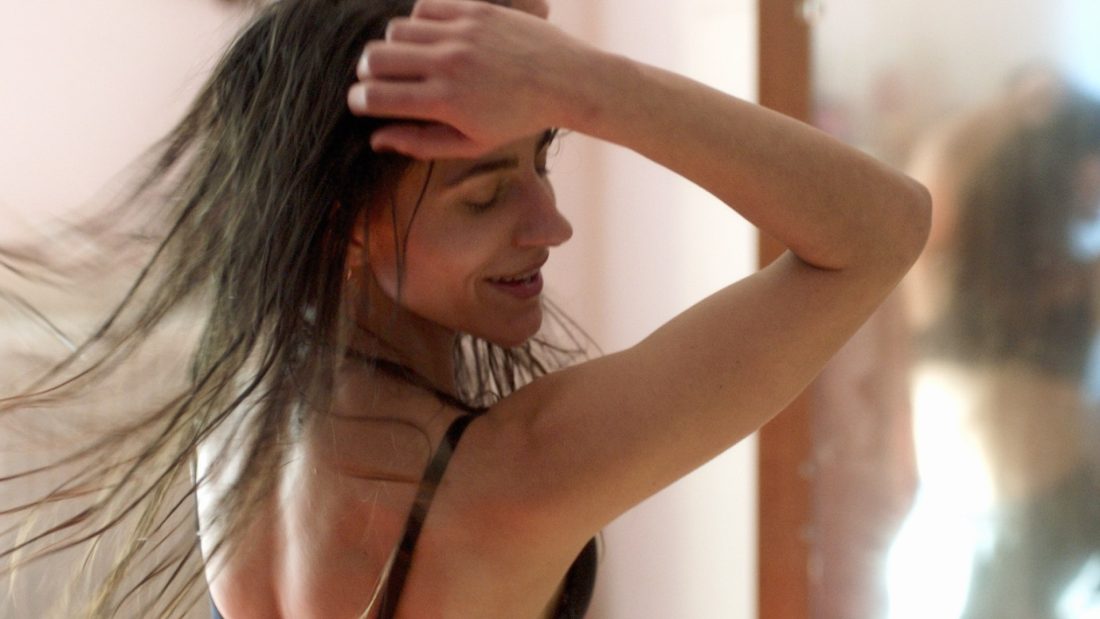 behind-the-haystacks-cinobo