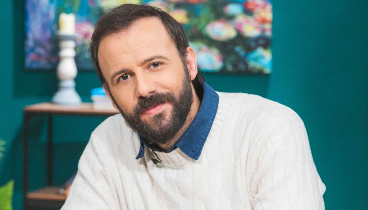 Νίκος Γκέλια