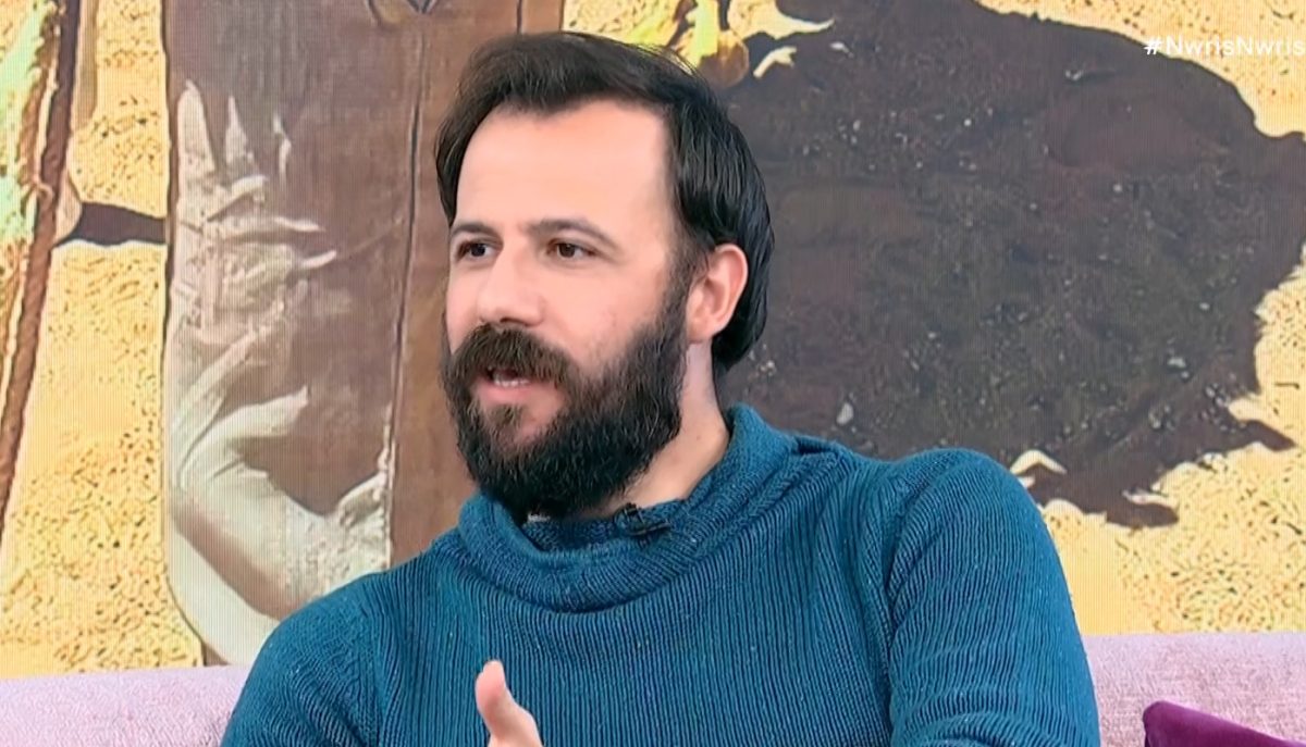 Νίκος Γκέλια