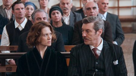 Grand Hotel: Η Αλίκη βρίσκεται αντιμέτωπη με μια αλήθεια που ανατρέπει τα πάντα