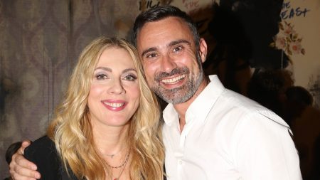 Γιώργος Καπουτζίδης, Σμαράγδα Καρύδη