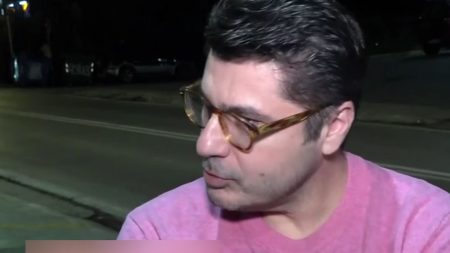 Λάμπρος Κωνσταντάρας