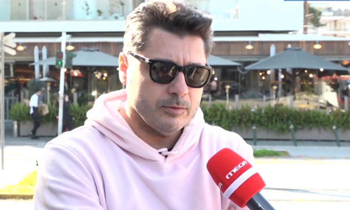 Λάμπρος Κωνσταντάρας