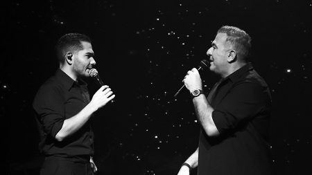 Μαρινέλλα – Αντώνης Ρέμος και Χρήστος Μάστορας την αποχαιρέτησαν από τη σκηνή: «Από τις πιο δύσκολες βραδιές μας»