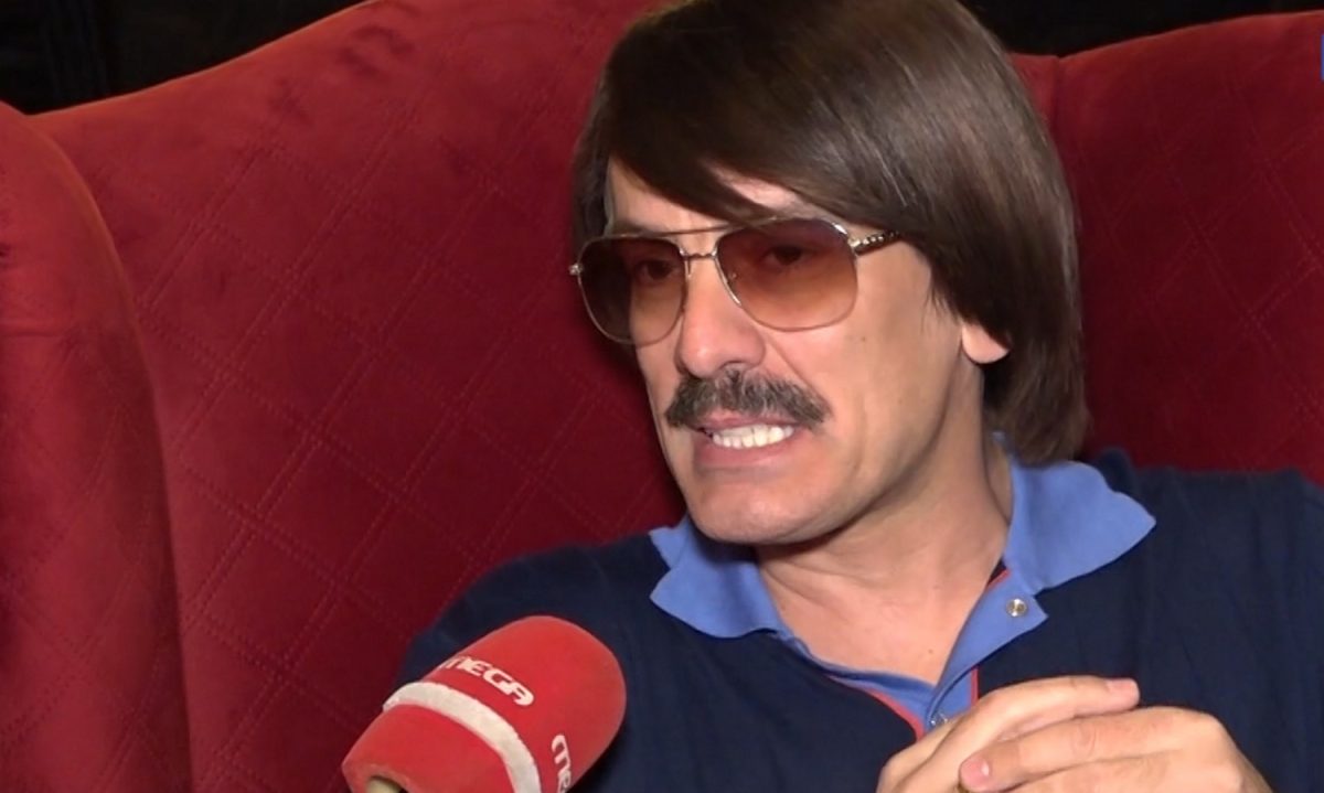 Τόνι Σφήνος