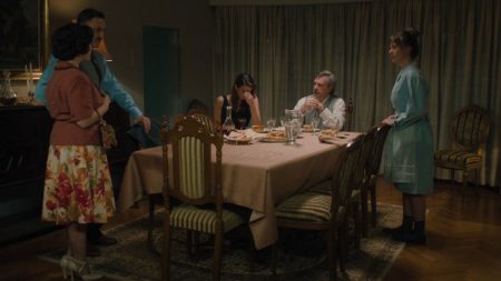 Το σπίτι δίπλα στο ποτάμι