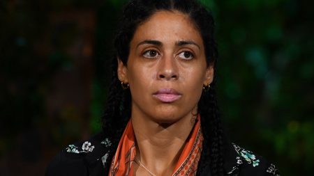 Survivor: Η Όλγα Λοβέρα, από την ομάδα των Αθηναίων, είναι η δεύτερη υποψήφια