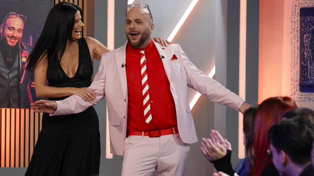 Στην αγκαλιά του Φάνη