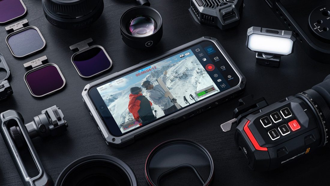 Blackmagic Camera 3.3: Πλήρης έλεγχος από το Apple Watch και το iPhone γίνεται Studio Camera