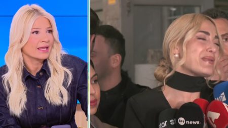 Φαίη Σκορδά, Ιωάννα Τούνη