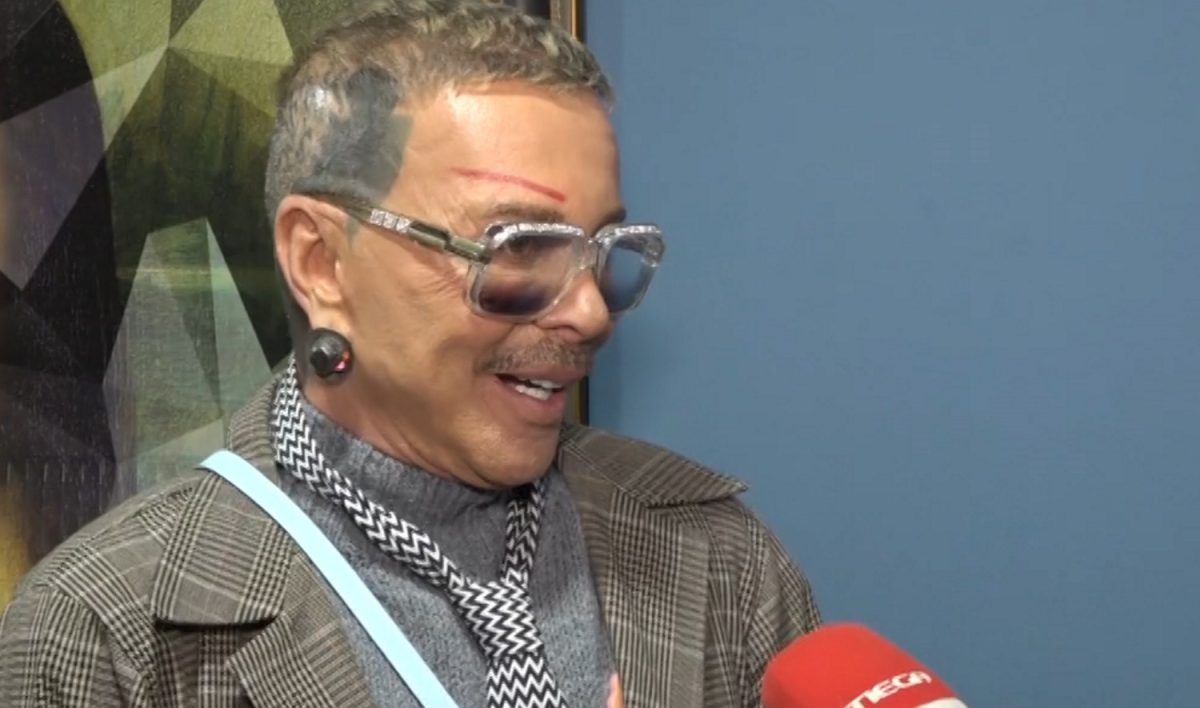 Λάκης Γαβαλάς