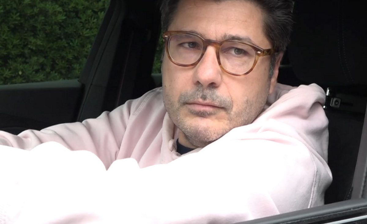 Λάμπρος Κωνσταντάρας