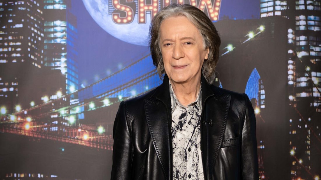 Κώστας Τουρνάς: «Η μουσική δεν κάνει πια επανάσταση – Σήμερα ζούμε τα χρόνια του “εγώ”»