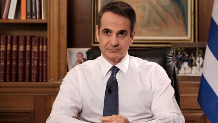 Η Ελλάδα απαγορεύει τα social media κάτω των 15 ετών