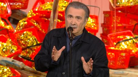 Λάκης Λαζόπουλος