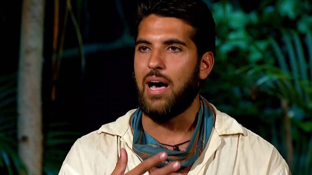 Μάνος Μαλλιαρός