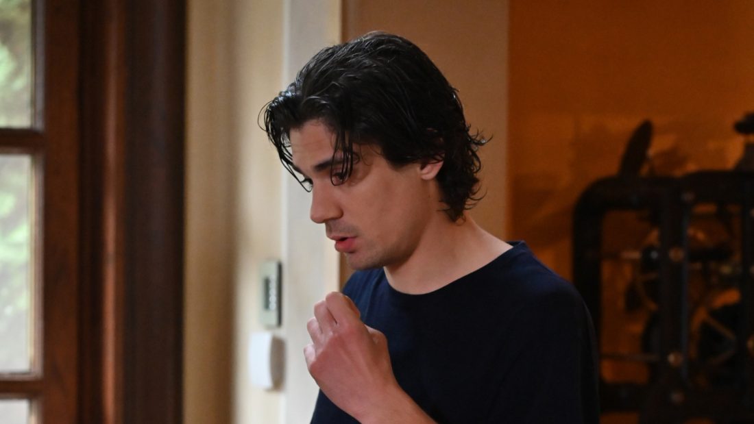 Να μ' αγαπάς