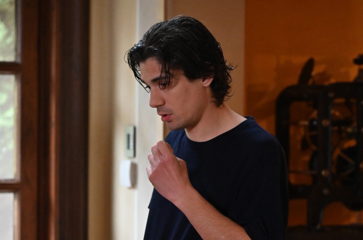 Να μ' αγαπάς