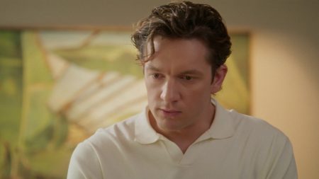 Να μ' αγαπάς