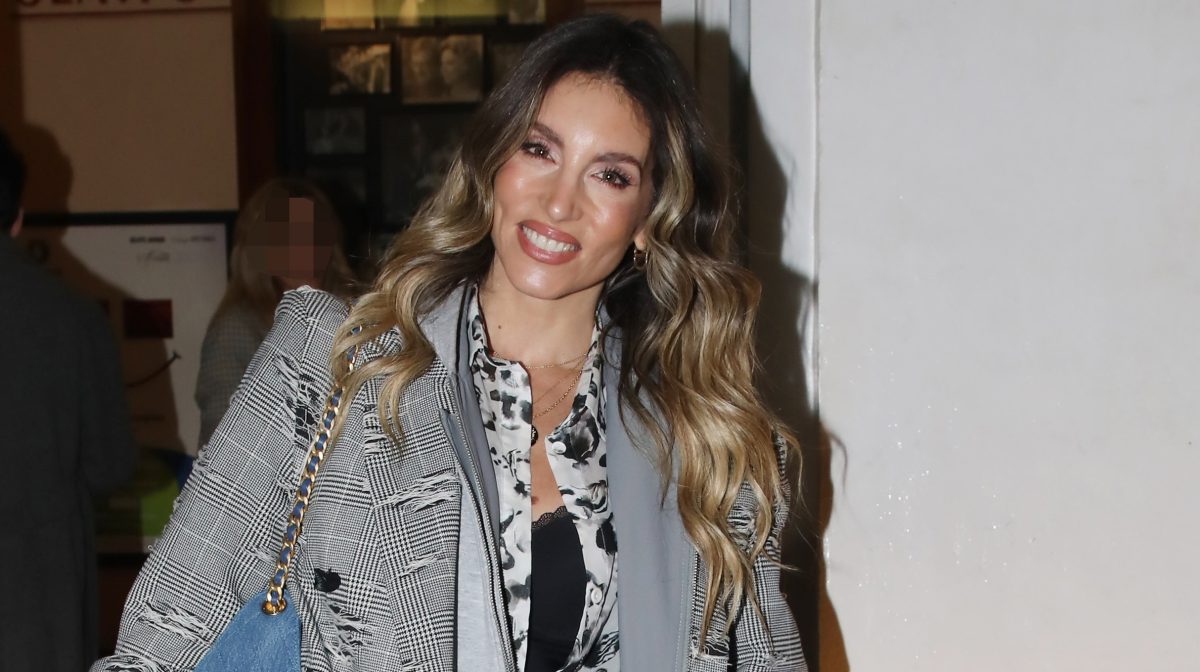 Αθηνά Οικονομάκου