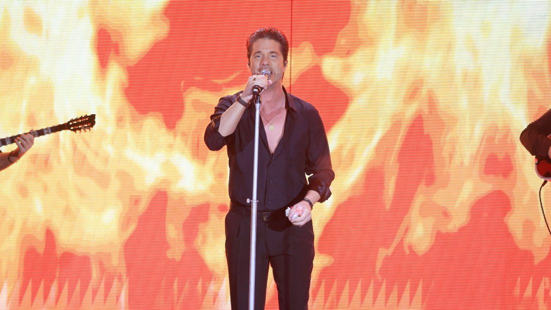 Νίκος Οικονομόπουλος