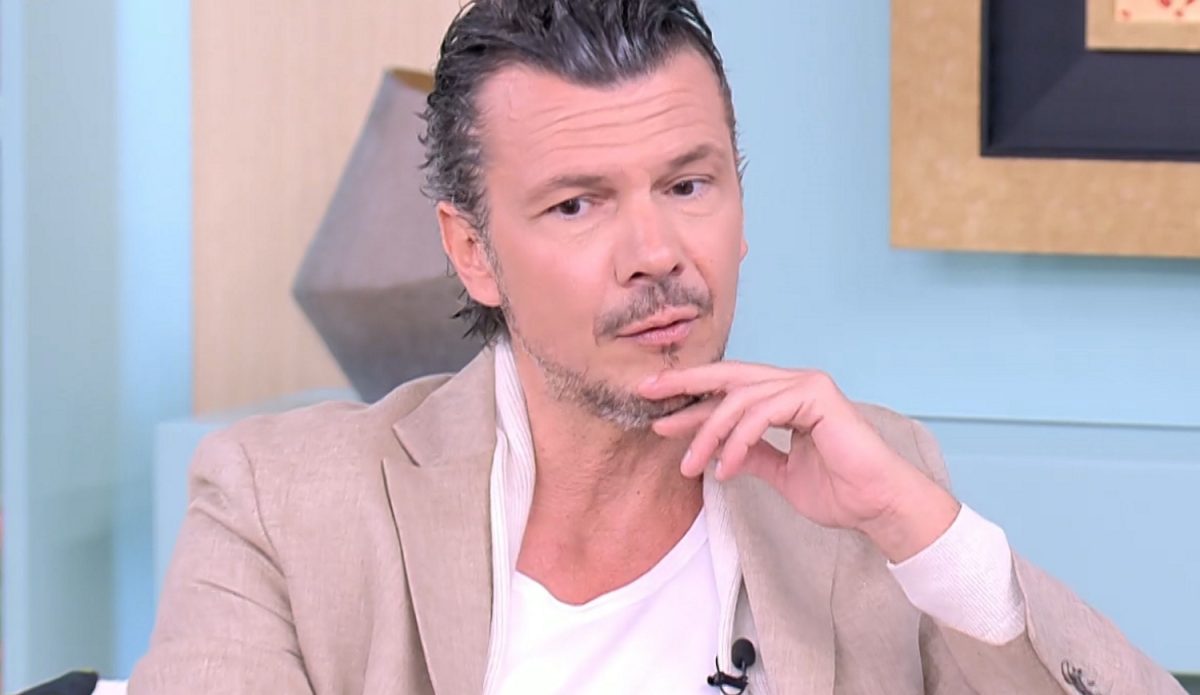 Ιωάννης Παπαζήσης