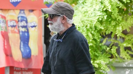 Πέτρος Φιλιππίδης