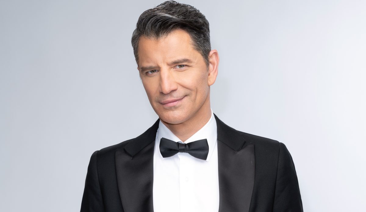 YFSF, Σάκης Ρουβάς